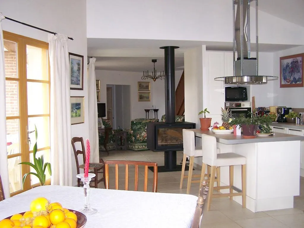 ***  Longdole Bed & Breakfast Gaujan France